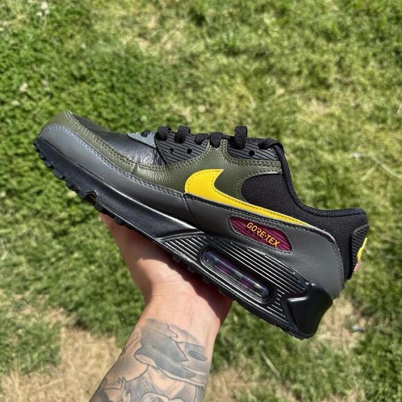 NikenAir Max 90 Gore-Tex GTX Black Tour Yellow Khaki 6.5 Men main image 4
